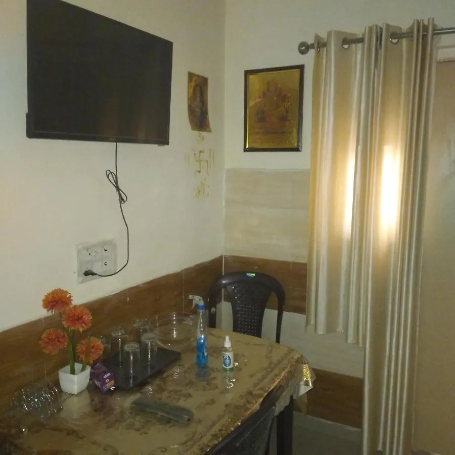 Bhagvati Bnb Homestay Apt New Delhi Apartment