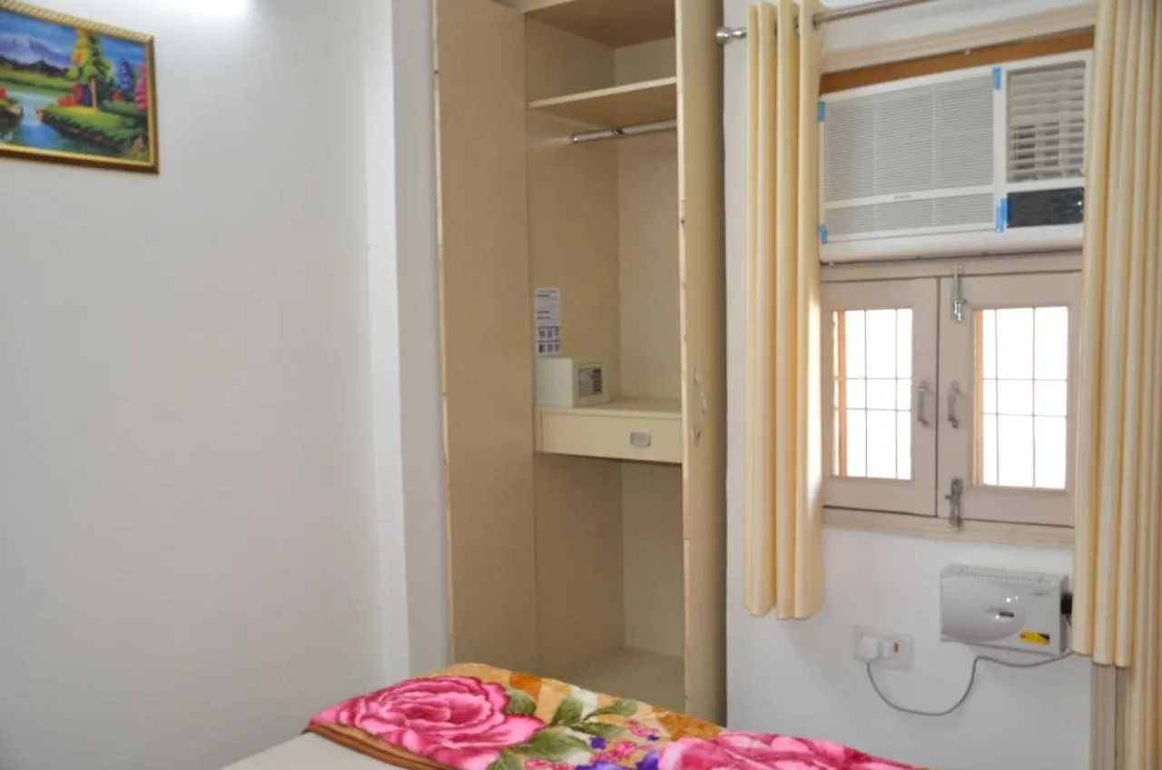 Apartment Bhagvati Bnb Homestay Apt New Delhi India